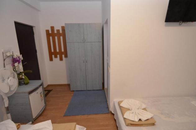 Hotel Talisman Костинещи Екстериор снимка